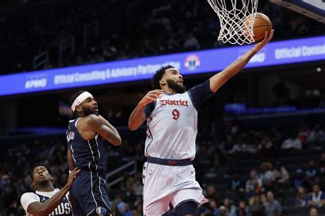 Dallas Mavericks at Washington Wizards odds, picks and predictions.